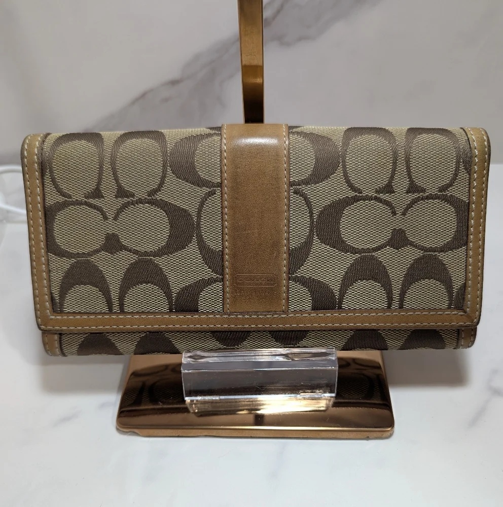 Coach Canvas Long Envelope Wallet EUC
